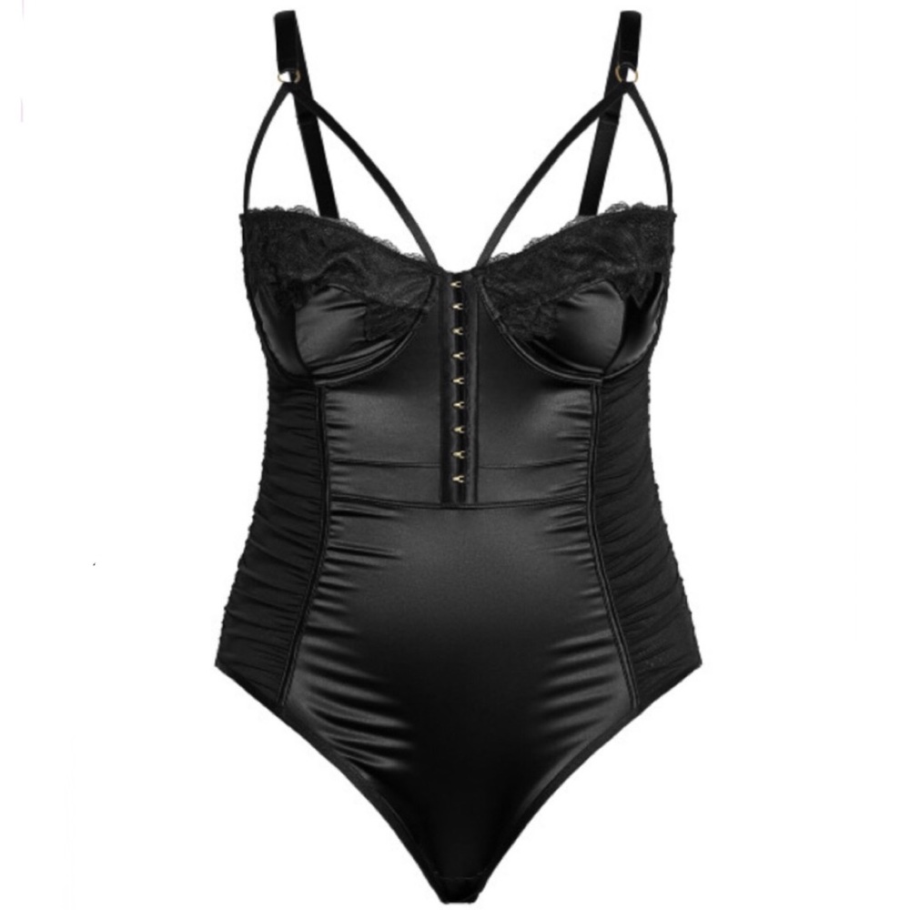 Fox & Royal strappy bodysuit sz 36DD/DDD NWT
